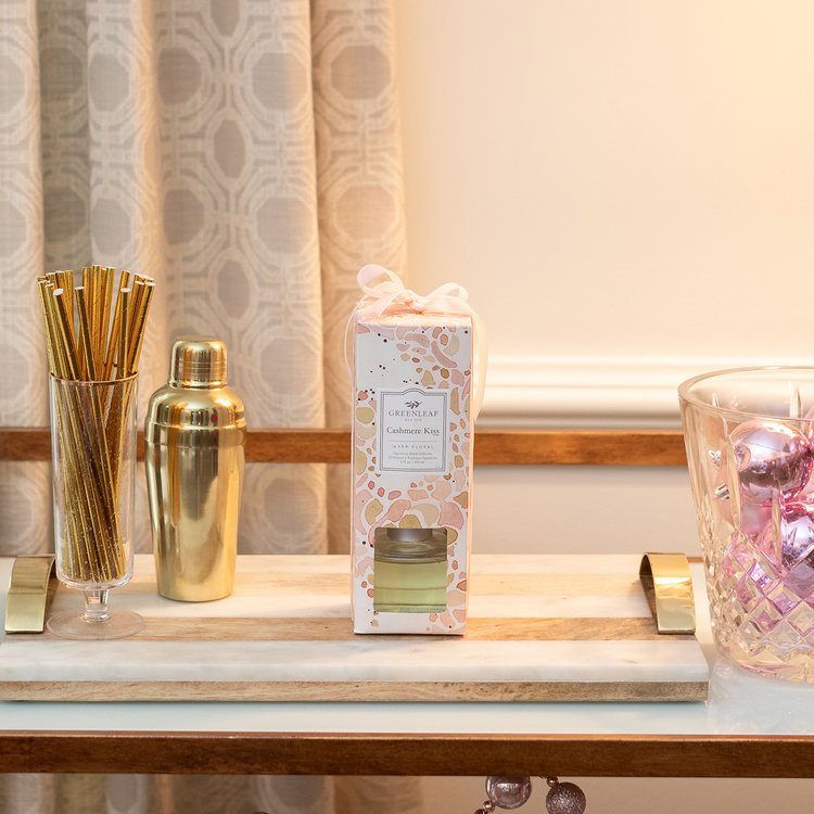 Greenleaf- Cashmere Kiss - Signature Reed Diffuser